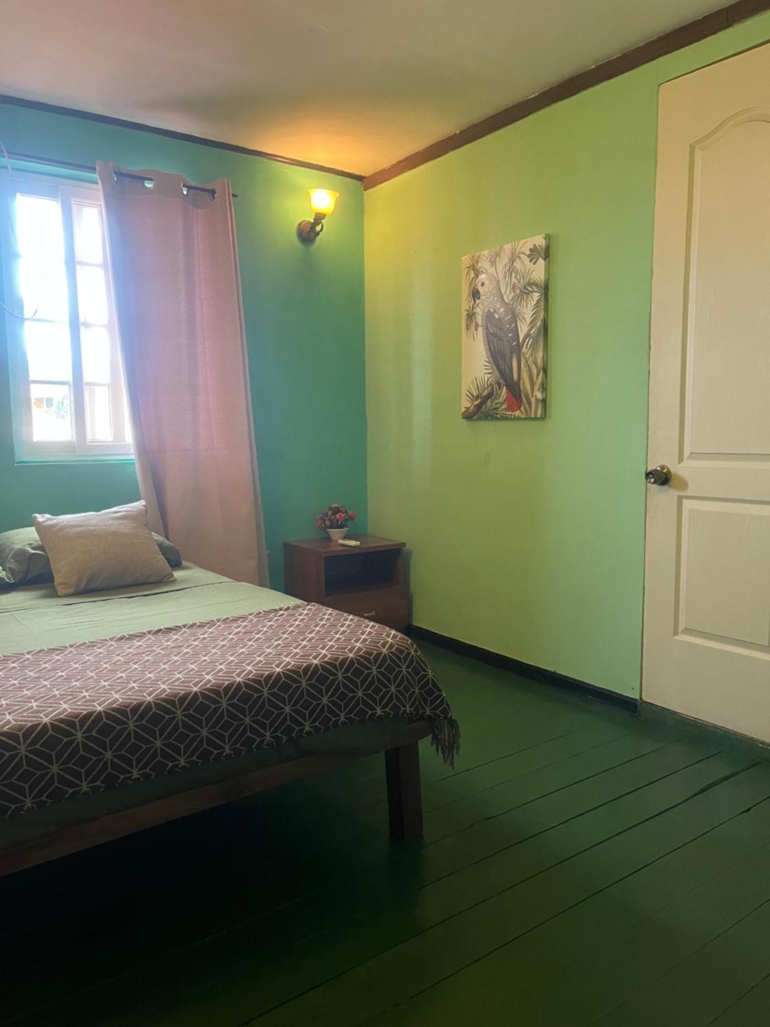 בסטימנטוס Hostal Cay מראה חיצוני תמונה