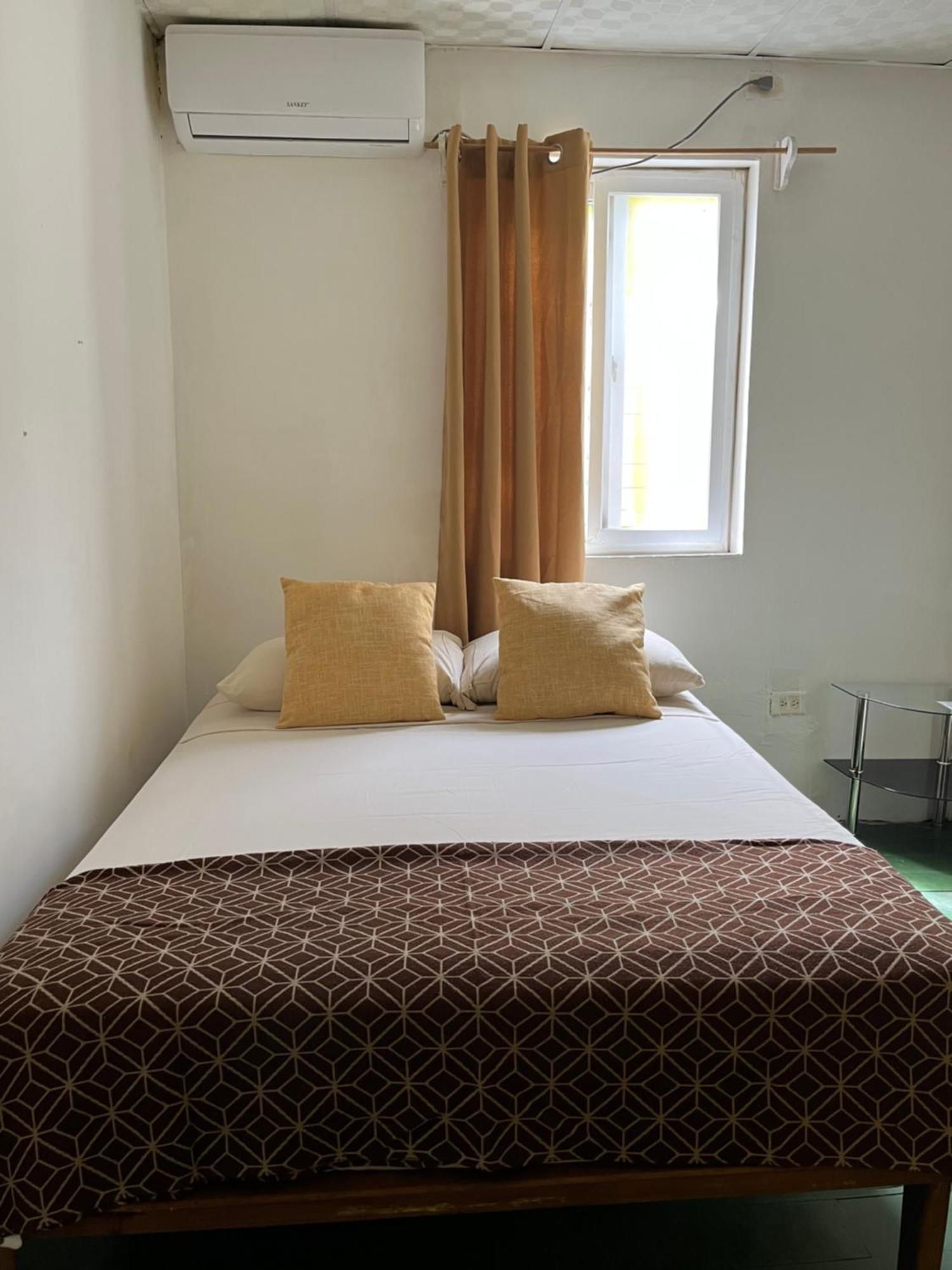 בסטימנטוס Hostal Cay מראה חיצוני תמונה